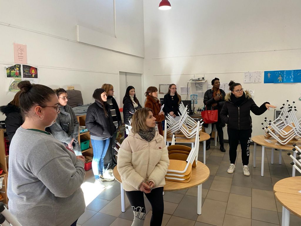 visite de l'école Beaucaire